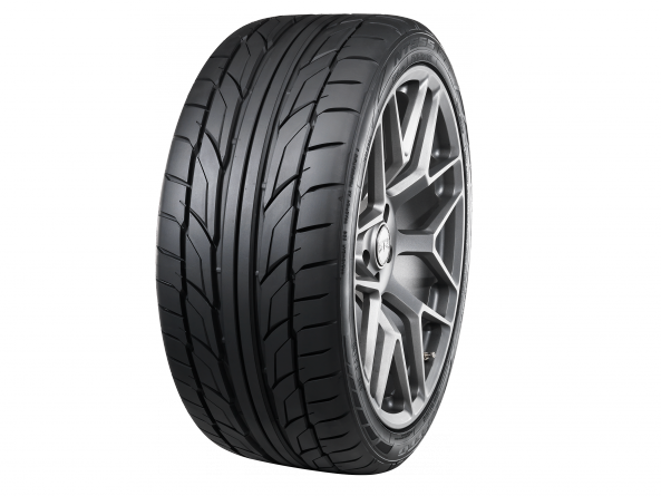 фото шины NITTO NT555G2 235/35 R19 91Y